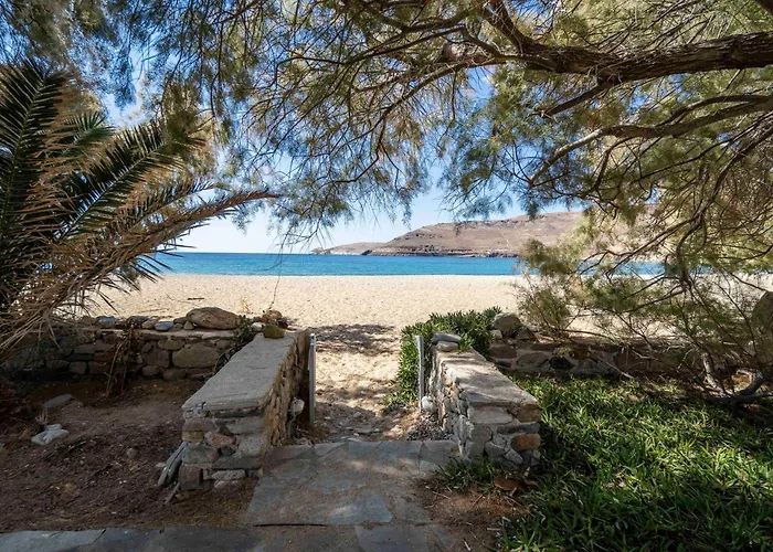 Sandy Beachfront House Serifos Ganema