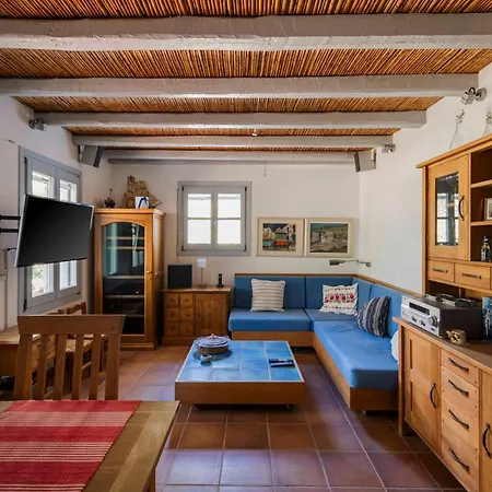 Sandy Beachfront House Serifos Holiday home Ganema