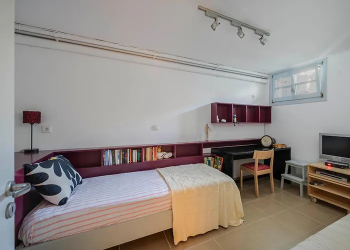 Sandy Beachfront House Serifos 度假居 *